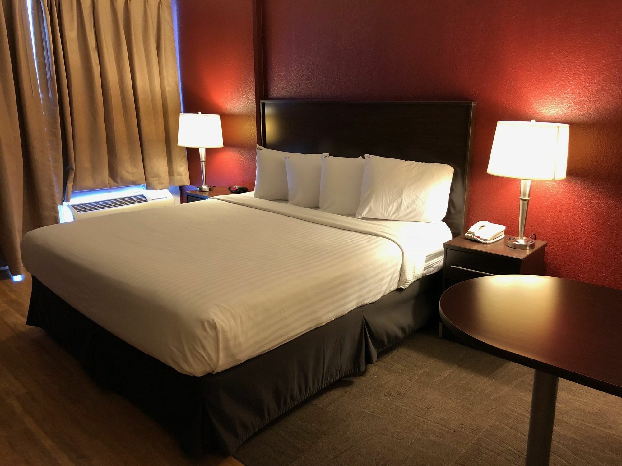 Red Roof Inn Plus+ Wichita East Bagian luar foto